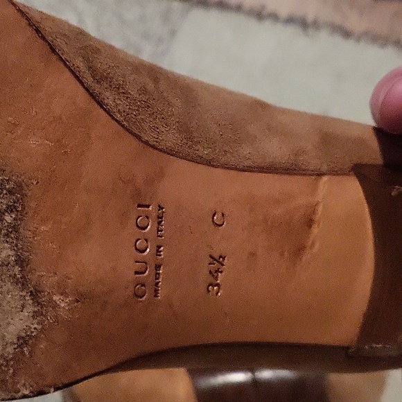 Gucci Woman's Bamboo Low Heel Pumps - Picture 12 of 16